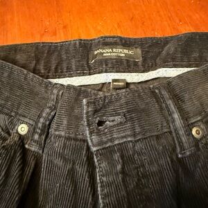 Men’s black corduroy jean- like pants! 33-30